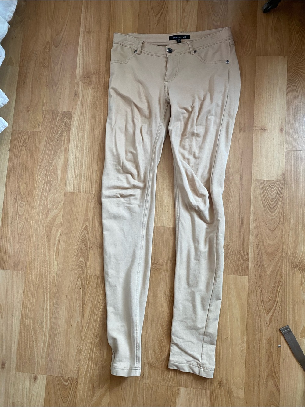 Neutral Beige Skinny Jeans with Stretch - Ladies